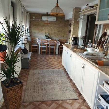 Apartmán Flomar By The Sea Mangalia Exteriér fotografie